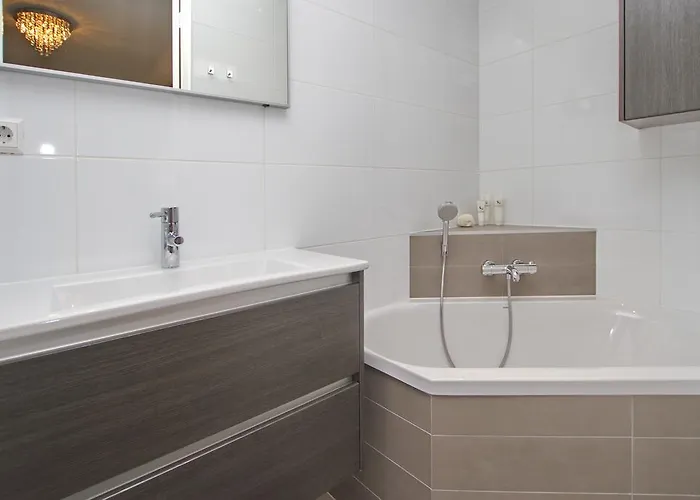 Bed and Breakfast Wit 51